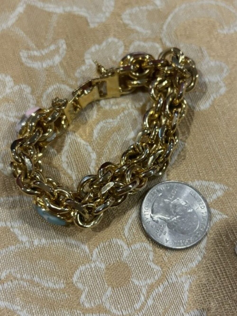 VINTAGE “Easter Egg” Pastel Stone Gold Link Chunky BRACELET with Safety Chain - Picture 9 of 9